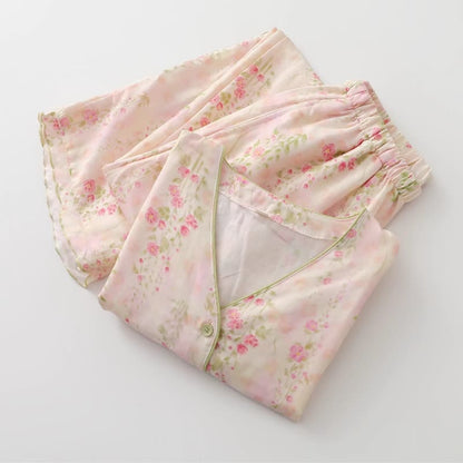 Rosafarbenes Loungewear-Set aus Baumwollgaze mit Rosenmotiv - image 2