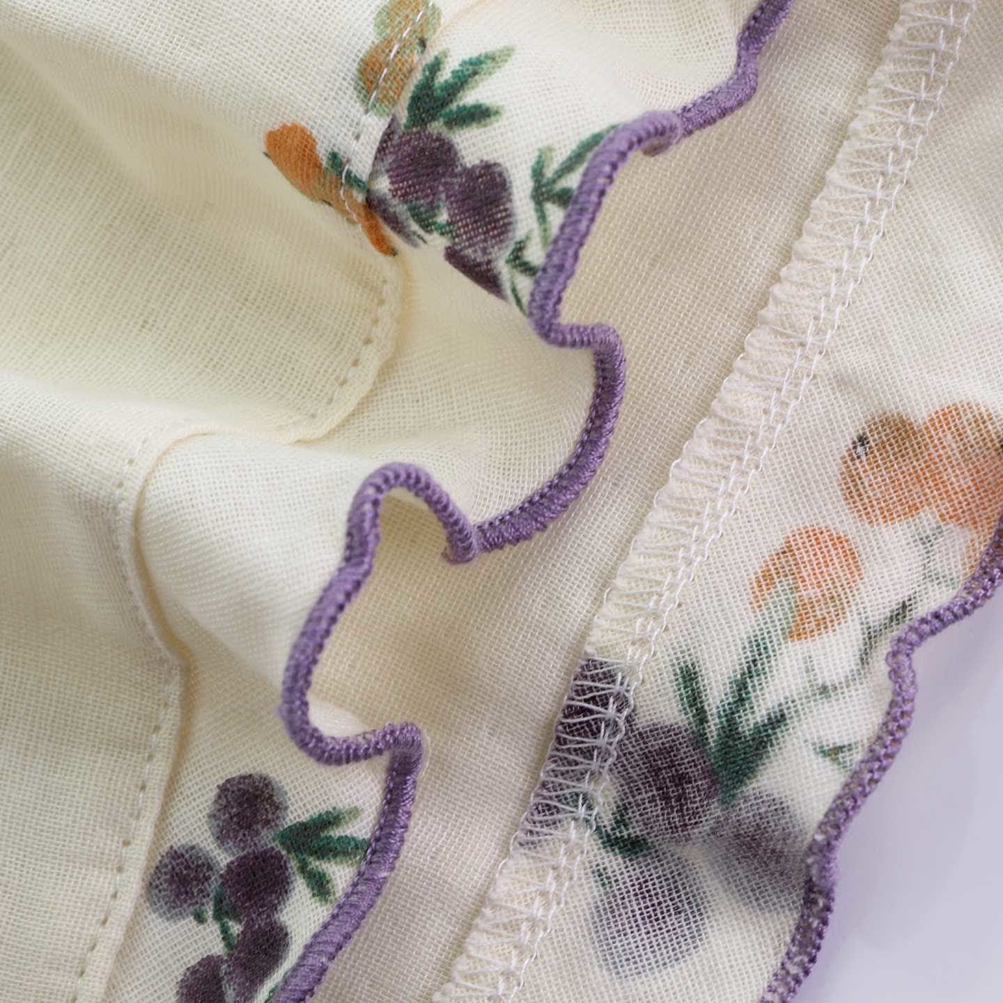 Loungewear-Set aus Baumwollgaze mit Mispelfrüchten - image 3