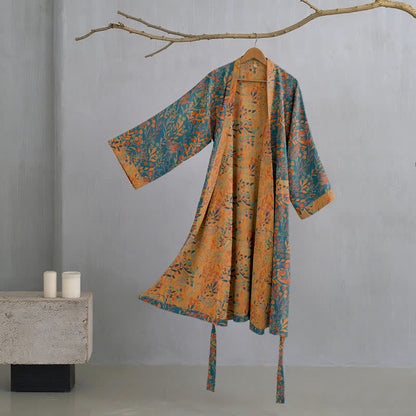 Ownkoti Vintage Kimono-Bademantel aus Baumwollgaze mit Blattmotiven - Blau & Orange - XL - image 0