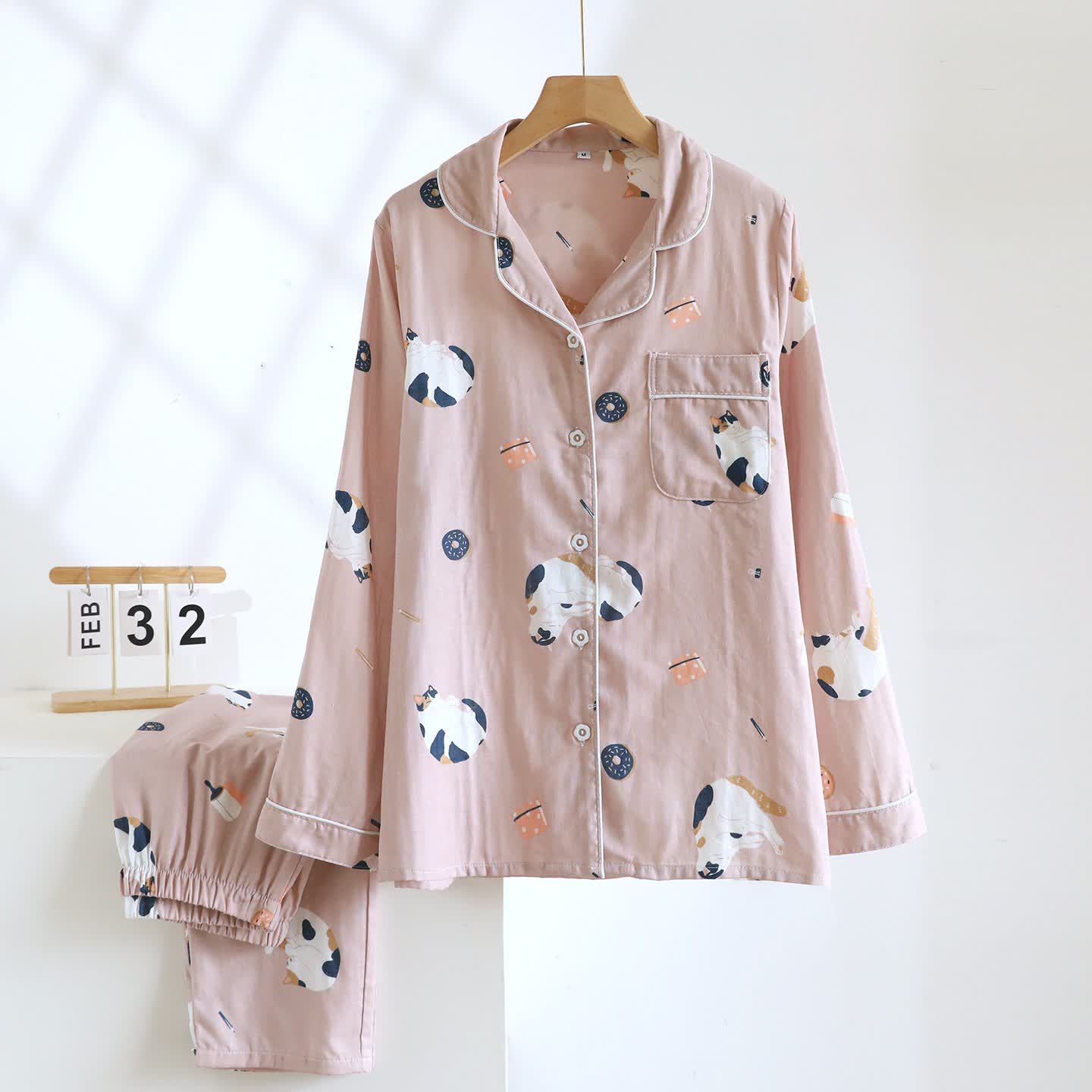 Passendes Loungewear-Set aus Baumwolle mit Cartoon-Katze - Rosa - Frauen - XL - image 4