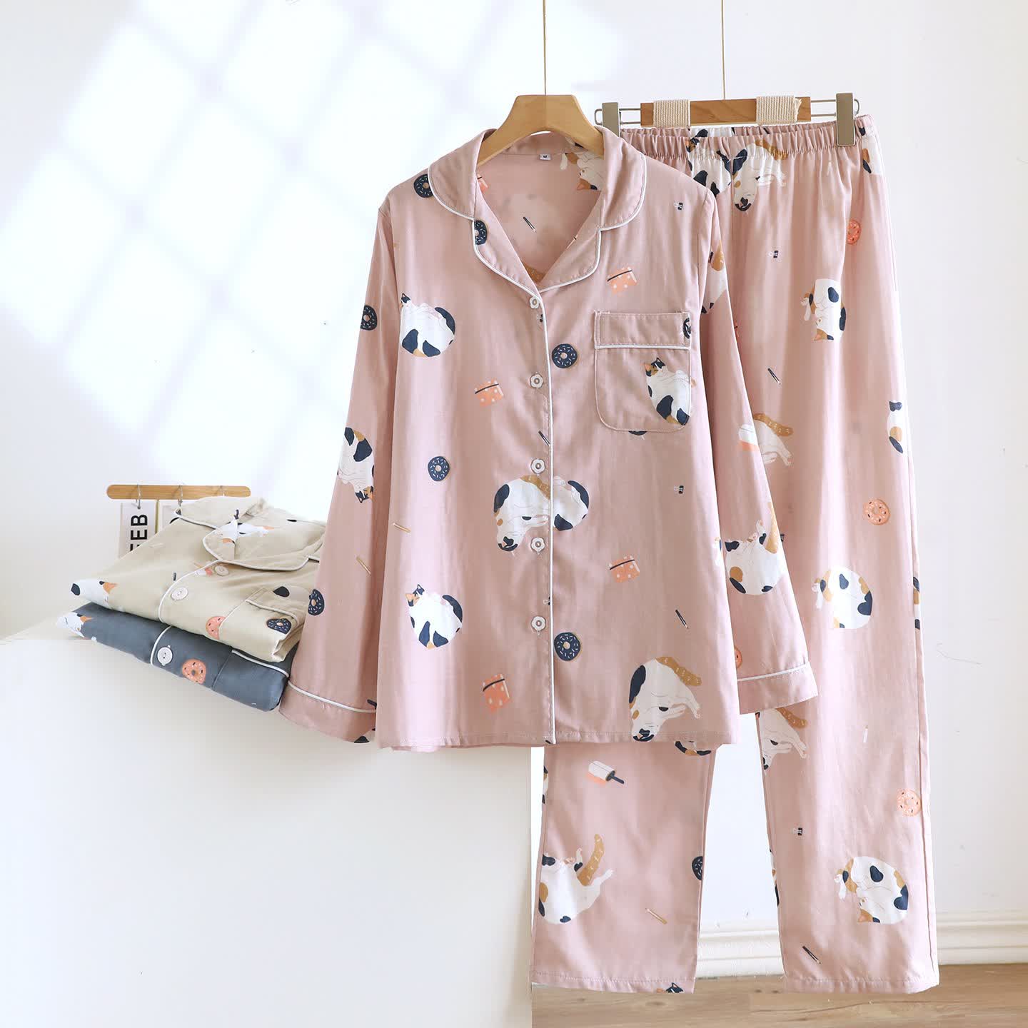 Passendes Loungewear-Set aus Baumwolle mit Cartoon-Katze - image 3
