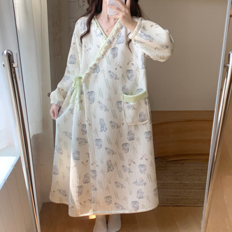 Nachthemd mit Cartoon-Kaninchen-Muster und Rüschen und Tasche - XXL - image 2