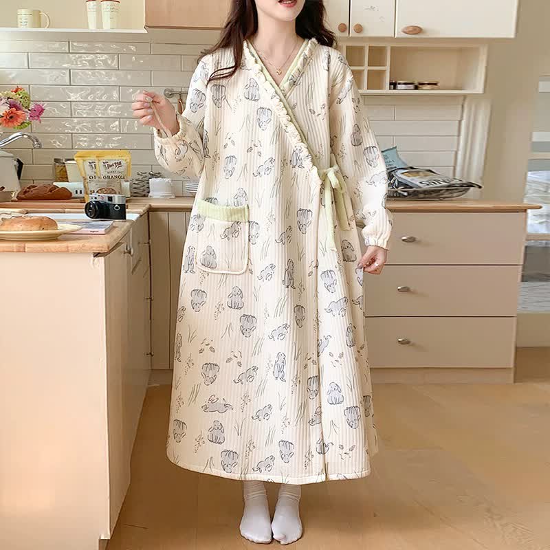 Nachthemd mit Cartoon-Kaninchen-Muster und Rüschen und Tasche - image 0