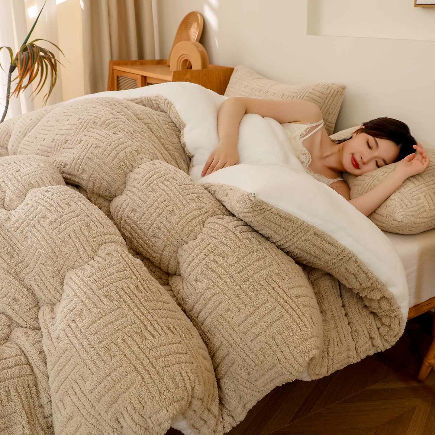 Geometrisch gestreifte strukturierte Sherpa-Decke - Khaki - 220cm x 240cm - image 3