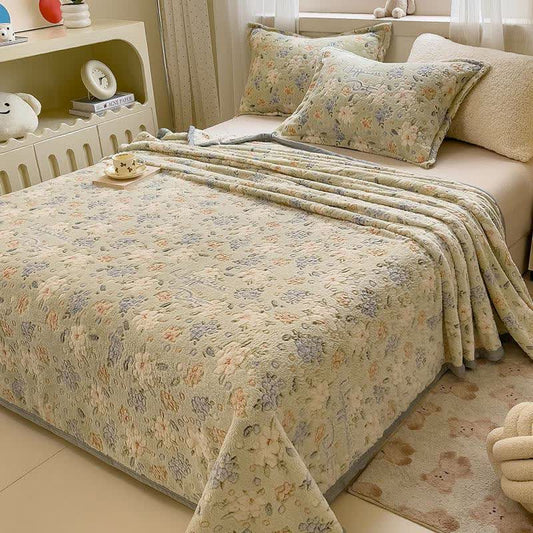 Ownkoti Elegante Plüsch-Überwurfdecke mit Blumenmuster - Decke mit 2 Kissenbezügen - 230cm x 250cm - image 0