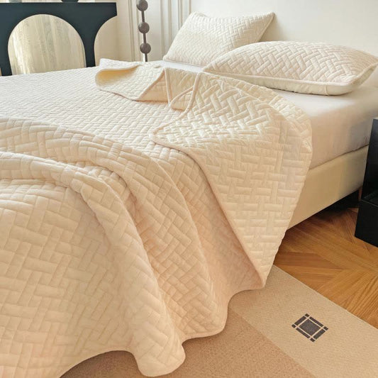 Ownkoti Steppdecke mit einfarbigem Gittermuster - Beige - Tagesdecke mit 2 Kissenbezügen - 220cm x 240cm - image 0