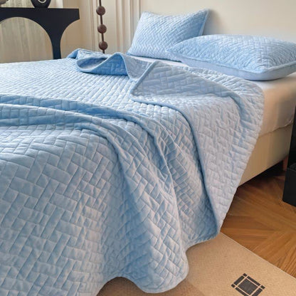 Ownkoti Steppdecke mit einfarbigem Gittermuster - Himmelblau - Tagesdecke mit 2 Kissenbezügen - 220cm x 240cm - image 12