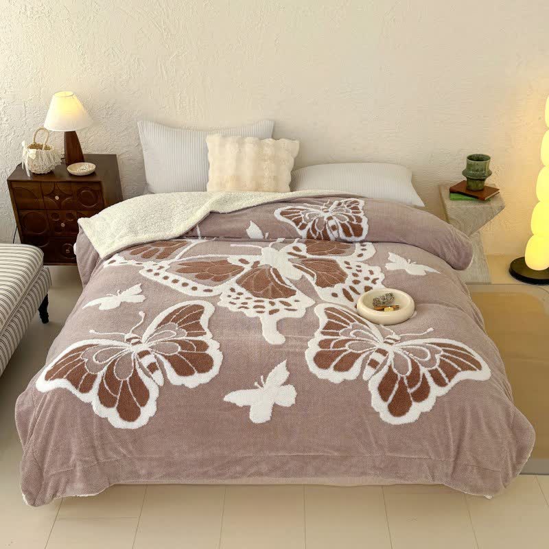Ownkoti – Plüschdecke mit Schmetterlingsprägung im Natur-Stil - Braun - 200cm x 230cm - image 14