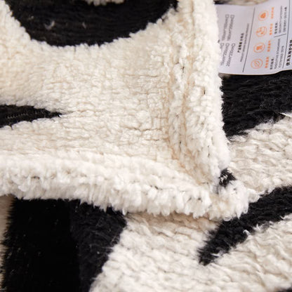 Ownkoti – Moderne Überwurfdecke mit Zebramuster - image 14