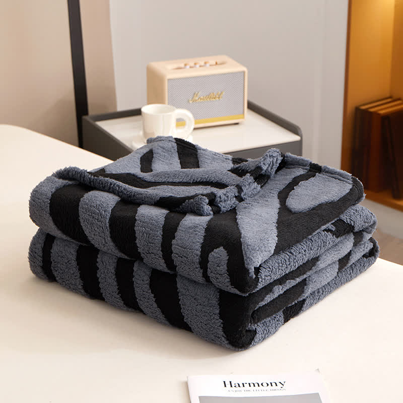 Ownkoti – Moderne Überwurfdecke mit Zebramuster - Dunkelgrau - 200cm x 230cm - image 15