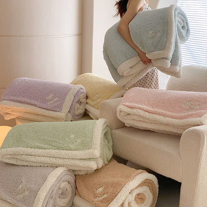 Ownkoti Bow Sherpa Wende-Überwurfdecke - image 2