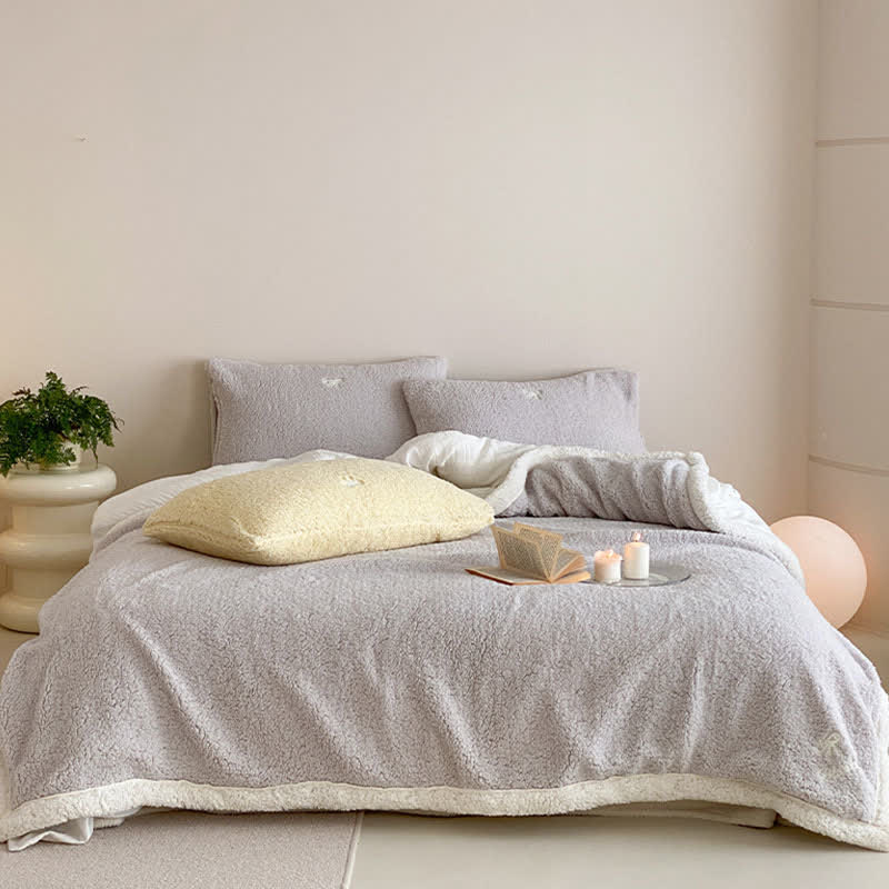 Ownkoti Bow Sherpa Wende-Überwurfdecke - image 3