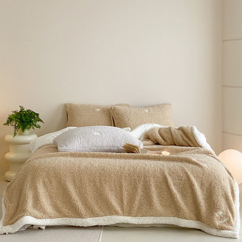 Ownkoti Bow Sherpa Wende-Überwurfdecke - image 24