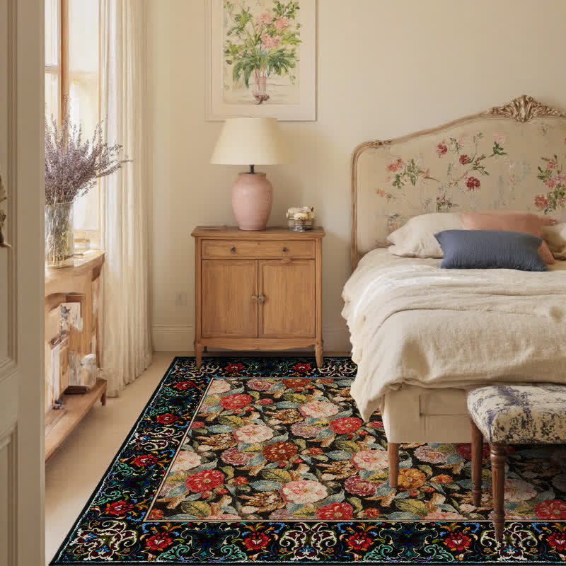 Ownkoti Teppich für den Innen- und Außenbereich mit dunklem Blumenmuster - image 1