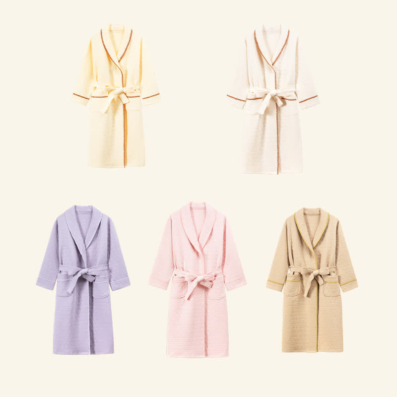 Ownkoti Einfacher, einfarbiger Steppbademantel - image 1