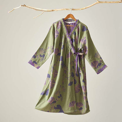 Nachthemd aus Baumwolle im Hanfu-Stil mit Ginkgoblattmuster - Grün - XL - image 8