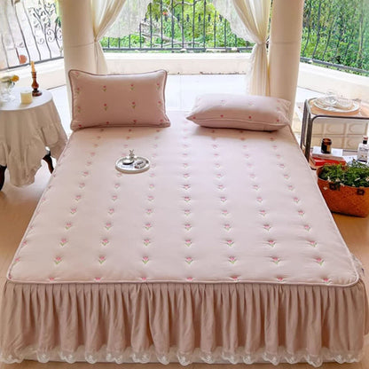 Ownkoti Tulpen-besticktes Bettlaken - image 1