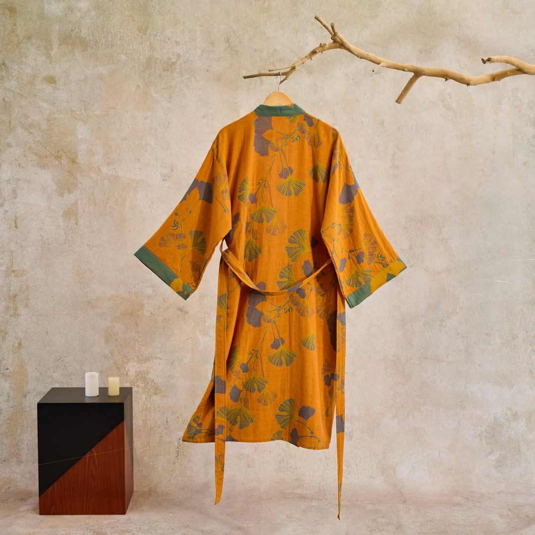 Großer Kimono-Bademantel aus Baumwolle mit Ginkgoblättern - image 9