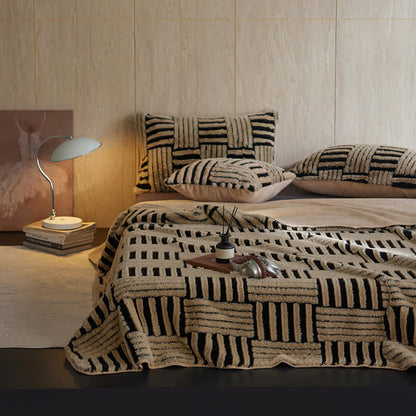 Ownkoti Jacquard-Fleecedecke mit geometrischem Muster - Kaffee & Schwarz - Königin - image 9