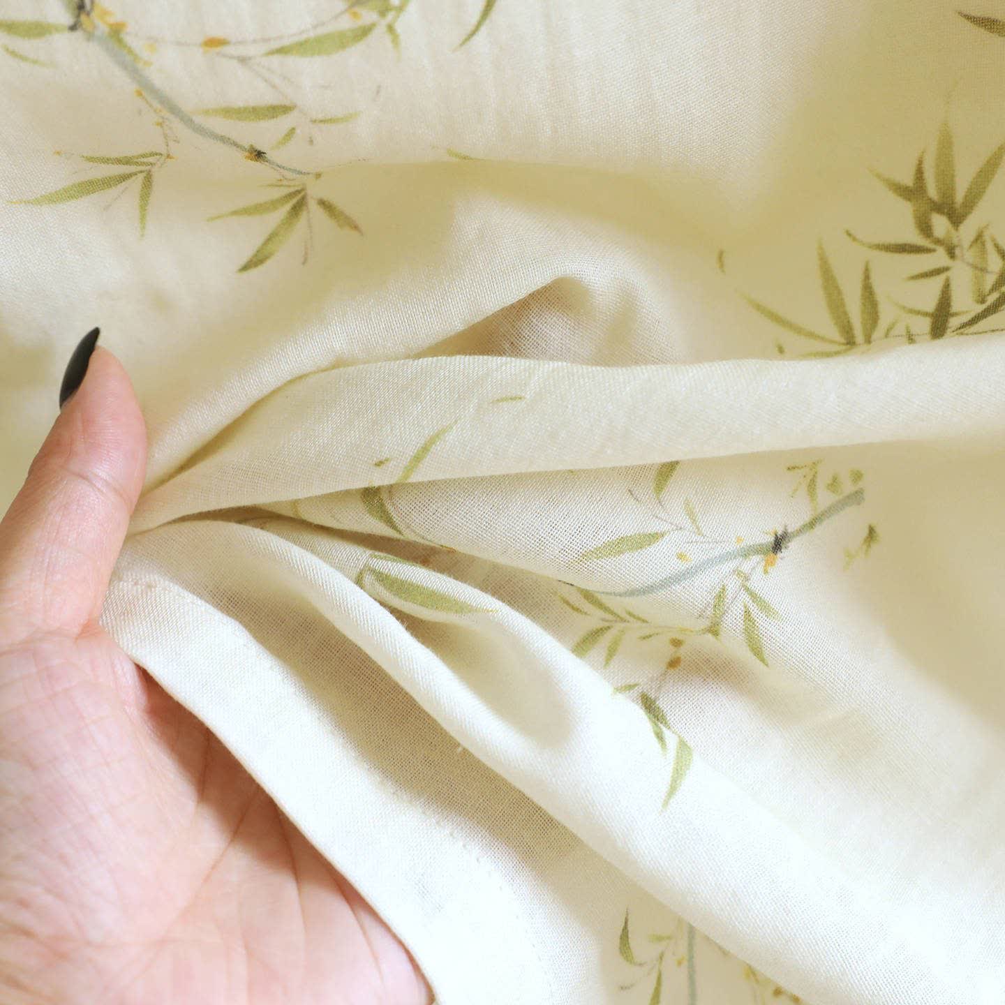 Ownkoti Orientalisch inspirierte Loungewear aus Bambus-Baumwolle mit Schmetterlingsmotiv - image 6