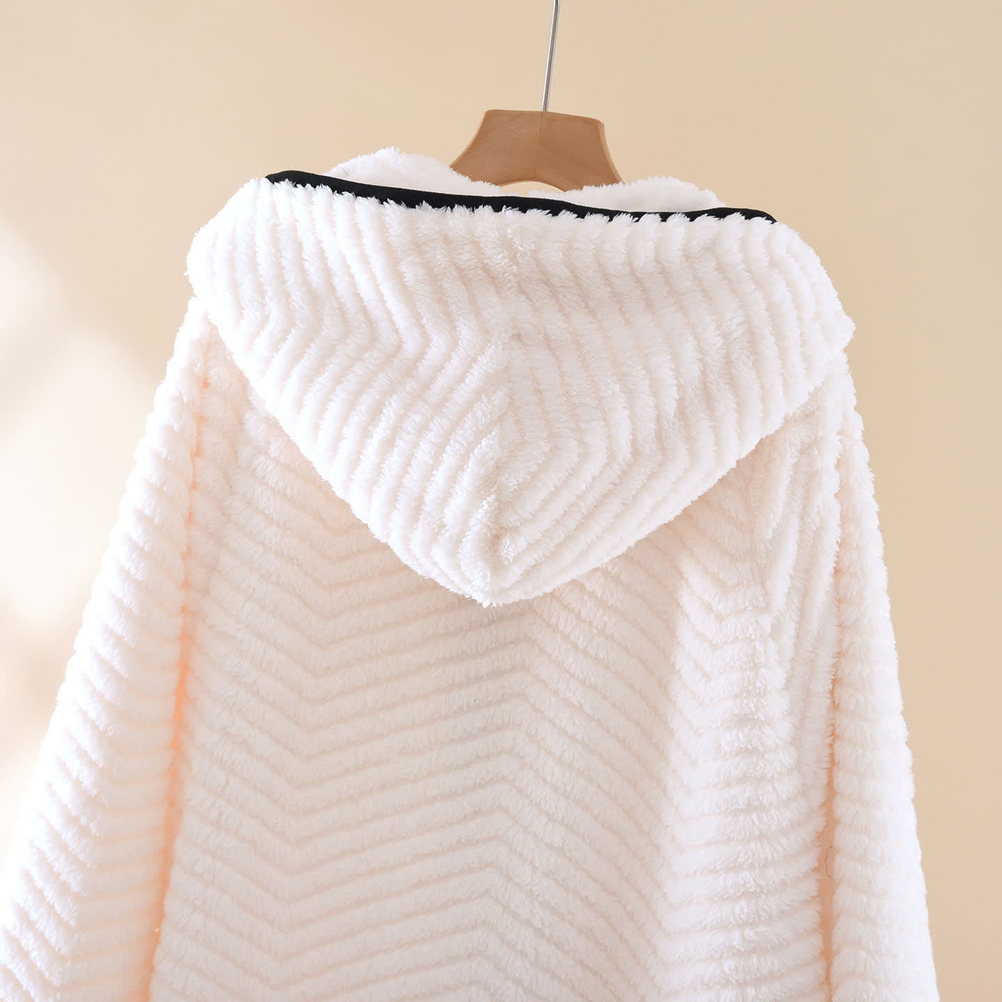 Ownkoti Kapuzen-Bademantel mit Knöpfen, einfarbig - image 5