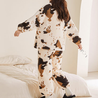 Ownkoti Fleece-Loungewear-Set mit künstlerischem Print - image 5