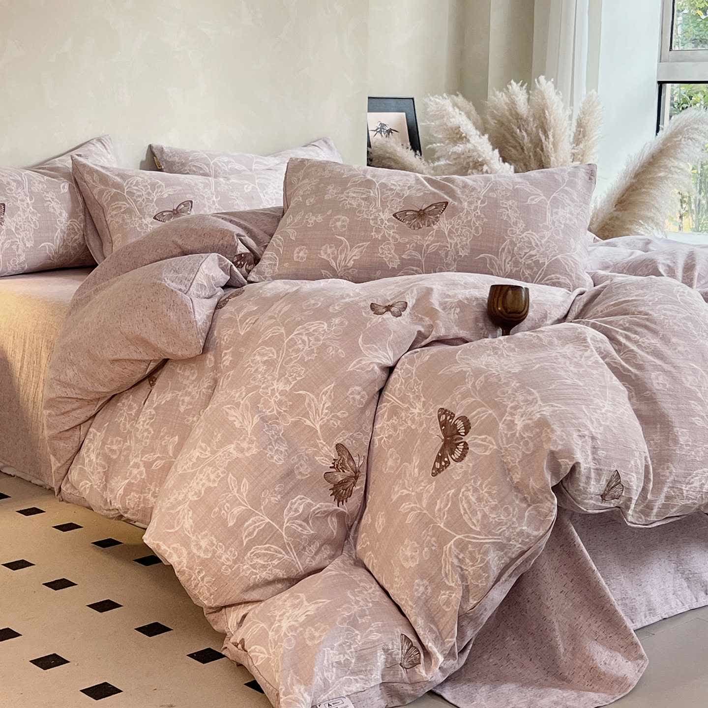 Ownkoti Vintage Bettwäsche-Set mit Schmetterlings- und Blumenmuster (4-teilig) - 220cm x 240cm - image 0