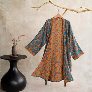 Ownkoti Vintage Kimono-Bademantel aus Baumwolle mit floralem Jacquardmuster - Lake Blue - XL - image 0