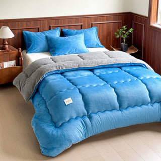 Ownkoti Plüsch-Steppdecke aus Sherpa-Fleece - Blau - 220cm x 240cm - image 0