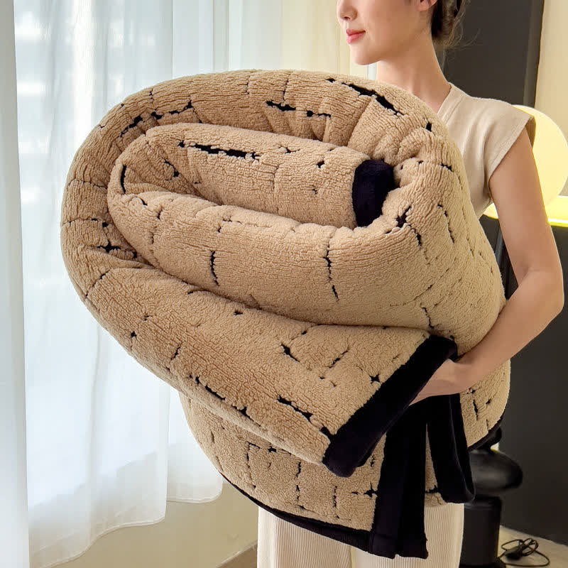 Ownkoti Schlichte, moderne Plüschdecke - Kamel & Schwarz - 200cm x 230cm - image 0