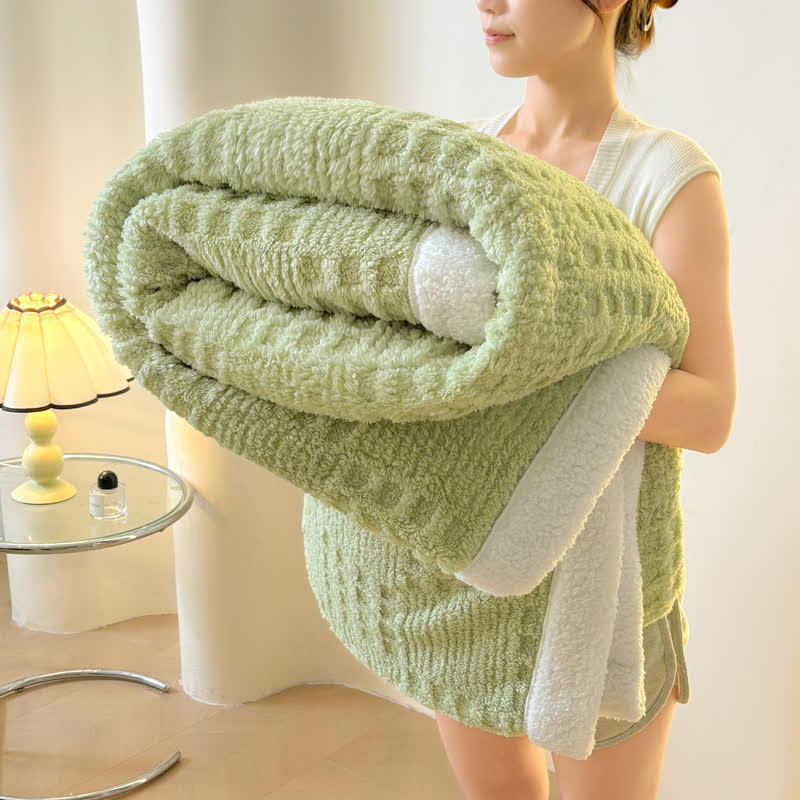 Ownkoti Wendbare Sherpa-Decke mit Karomuster - Grün - 200cm x 230cm - image 4