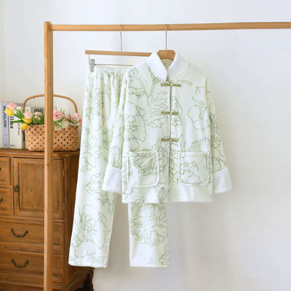Frisches grünes Plüsch-Loungewear-Set mit Linienmuster - Mandarin-Kragen - XL - image 0