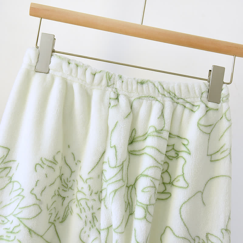 Frisches grünes Plüsch-Loungewear-Set mit Linienmuster - image 9