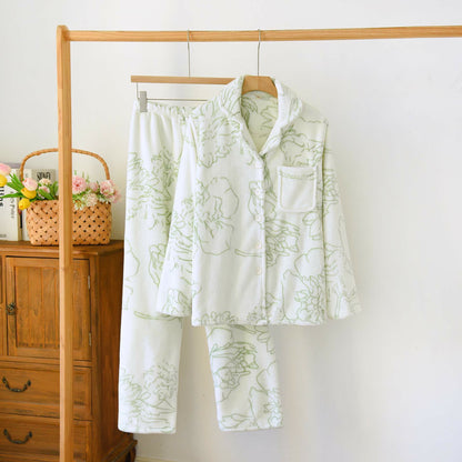 Frisches grünes Plüsch-Loungewear-Set mit Linienmuster - Reverskragen - XL - image 2
