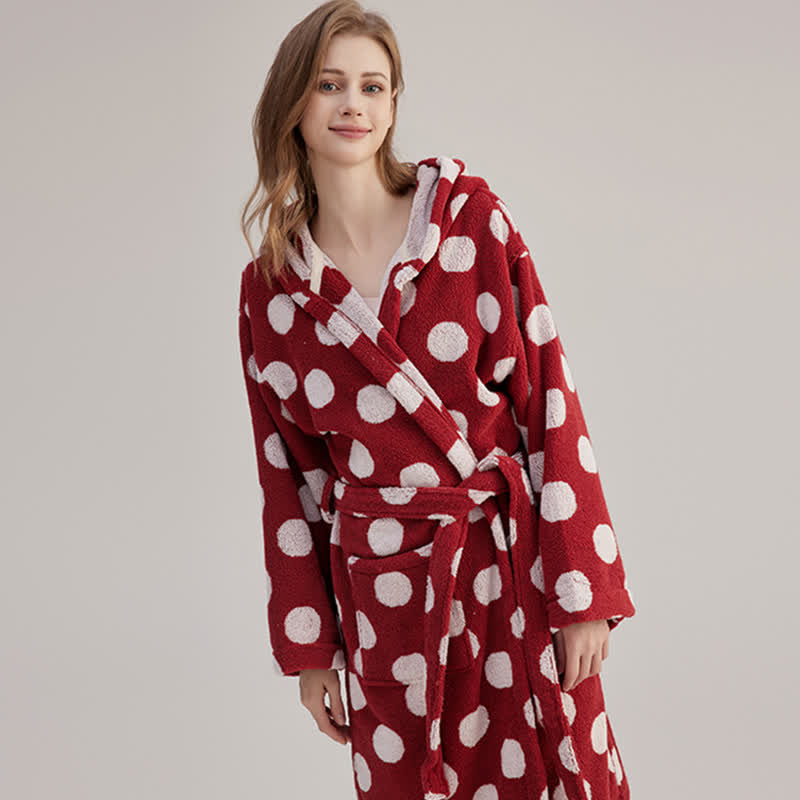 Passender Familienbademantel aus Baumwolle mit Kapuze und Polka-Dots - image 6
