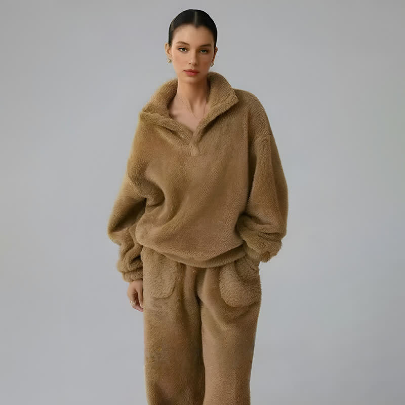 Einfarbiges Plüsch-Loungewear-Set - image 4