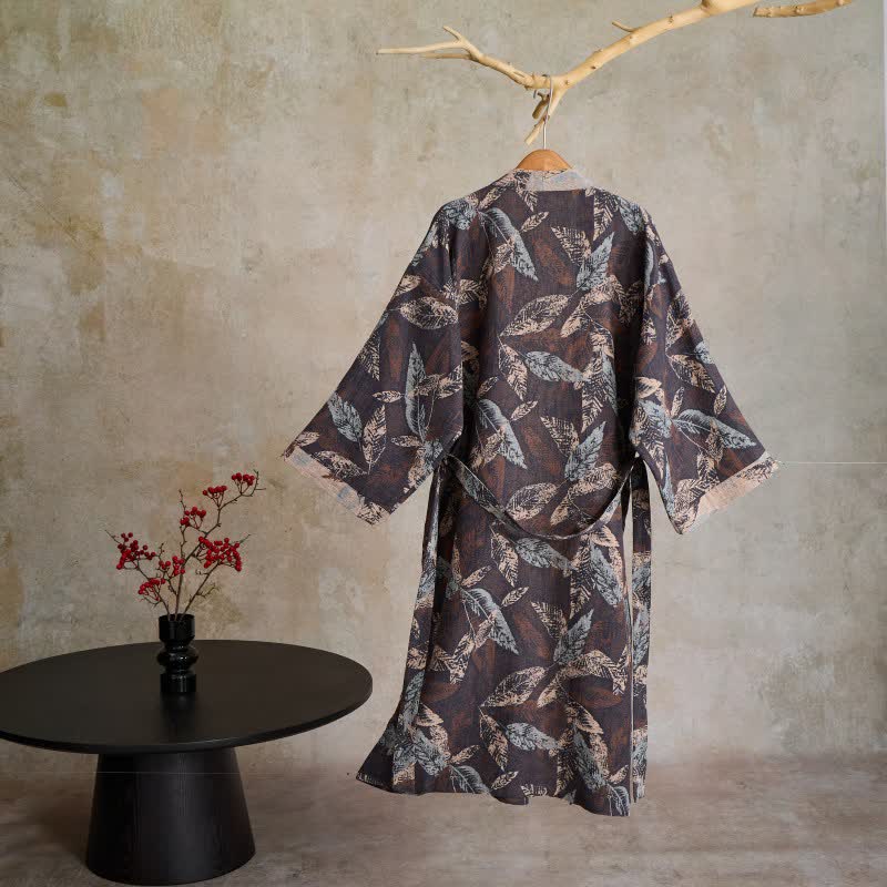 Kimono-Bademantel aus Baumwollgaze mit Blattjacquardmuster - image 1