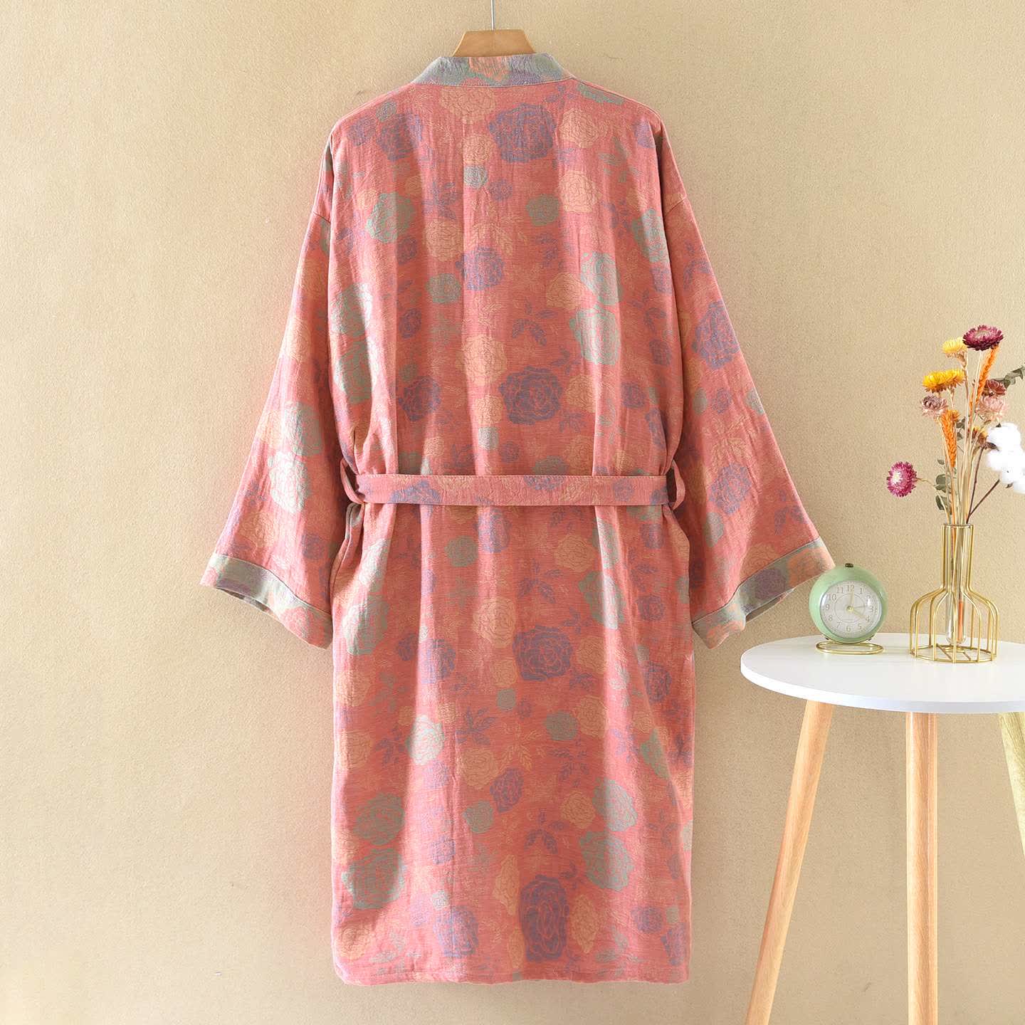 Romantischer Kimono-Bademantel aus Baumwollgaze mit Rosenmuster - image 2