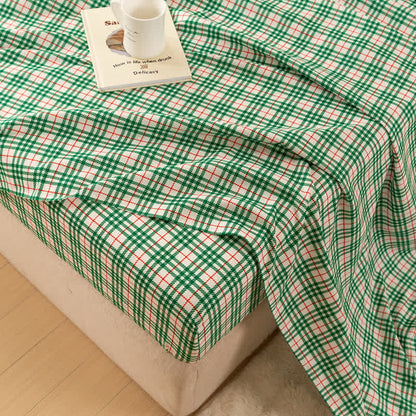 Klassisches Weihnachts-Gingham-Bettwäscheset - image 1