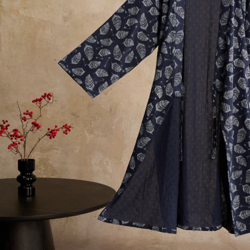 Kimono-Bademantel aus Baumwolle mit Blattpfeil-Motiv - image 3