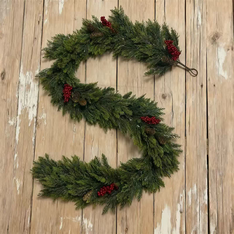 Künstliche Zedern- und Kiefernholz-Weihnachtsgirlande mit roten Beeren - 2 Stück - 106" - image 2