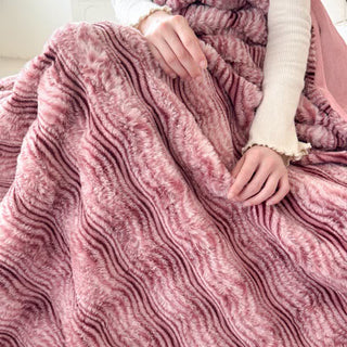 Plüschdecke aus Kunstfell mit Wellenmuster und Jacquard-Print - Rosa - 2 Kissenbezüge - 48cm x 74cm - image 0