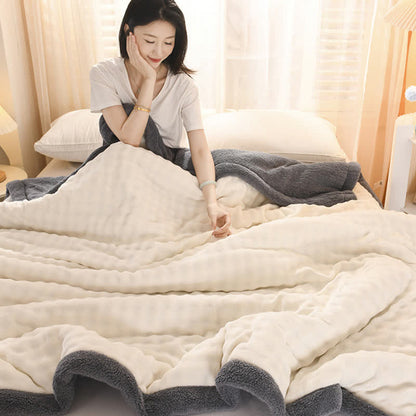 Minimalistische, warme Kuscheldecke - image 3