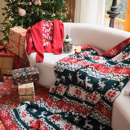 Weihnachtsdecke mit Rentiermotiv im Fair-Isle-Stil - image 4