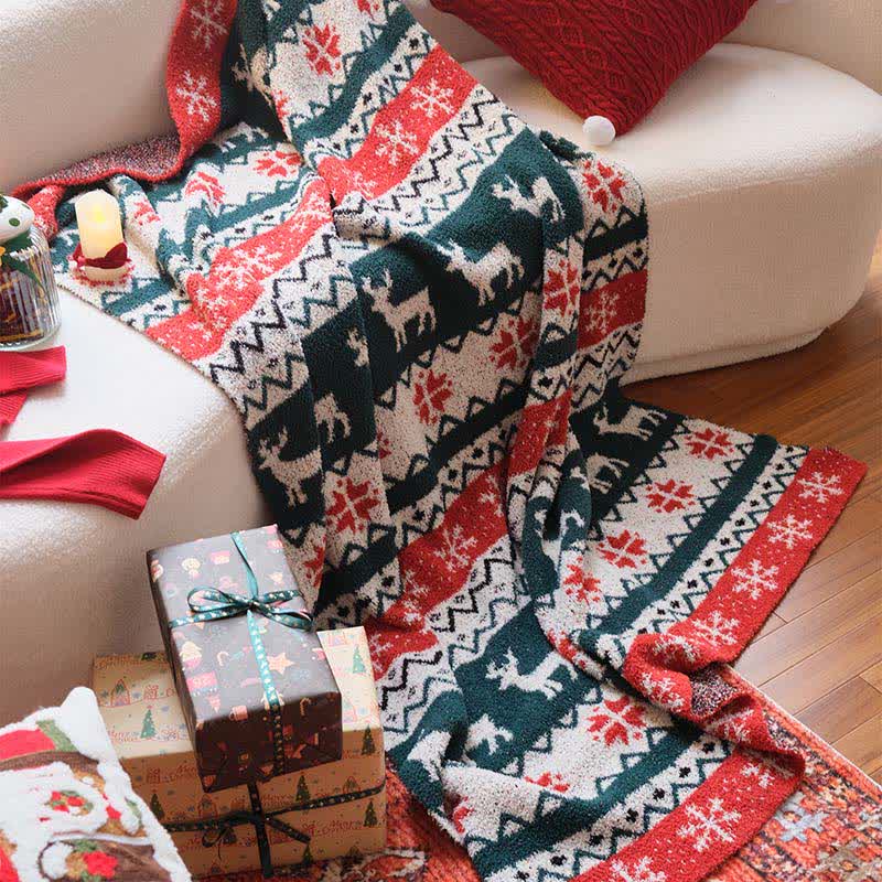 Weihnachtsdecke mit Rentiermotiv im Fair-Isle-Stil - image 3