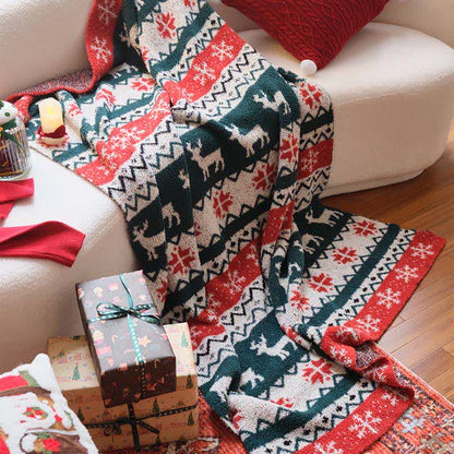 Weihnachtsdecke mit Rentiermotiv im Fair-Isle-Stil - image 3