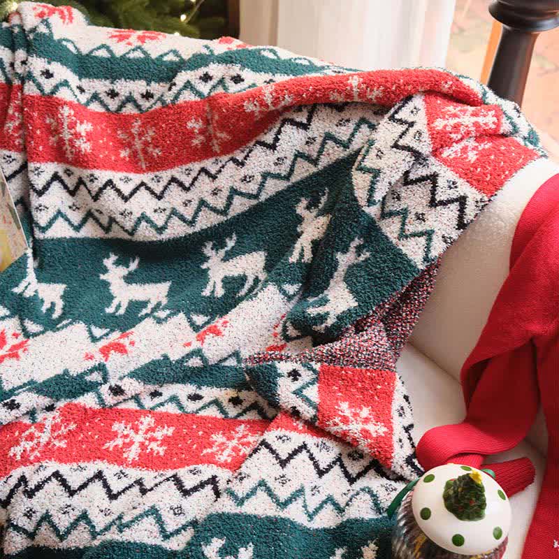 Weihnachtsdecke mit Rentiermotiv im Fair-Isle-Stil - image 6