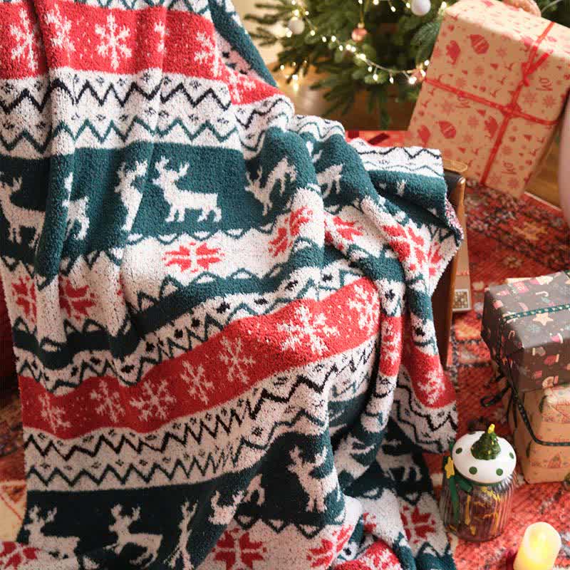 Weihnachtsdecke mit Rentiermotiv im Fair-Isle-Stil - image 5