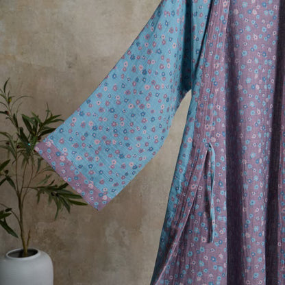 Rustikaler Kimono-Bademantel aus Baumwolle mit floralem Jacquardmuster - image 2