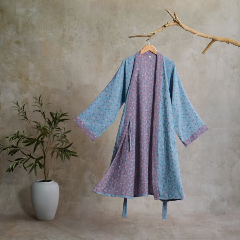Rustikaler Kimono-Bademantel aus Baumwolle mit floralem Jacquardmuster - Blau - L - image 0